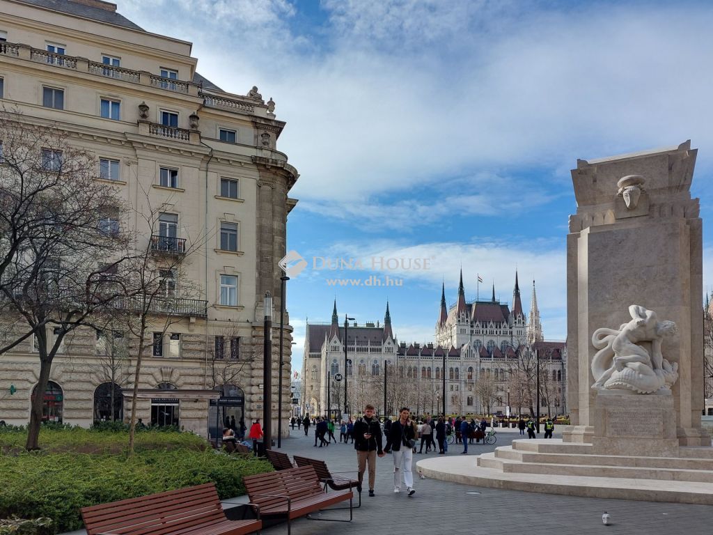 Eladó Lakás Budapest V. kerület, 
