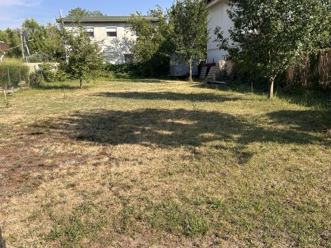 Eladó Telek 2330 Dunaharaszti , Vízparthoz közel!