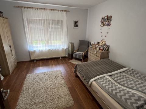 Eladó Ház 8154 Polgárdi , Csendes részén