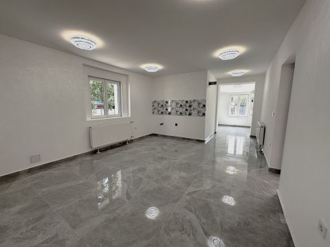 Eladó Ház 2531 Tokod Liszt Ferenc Művelődési Ház