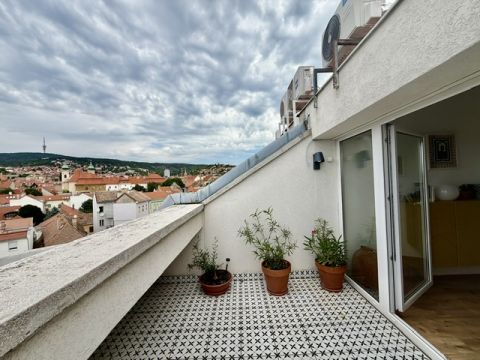 Eladó Lakás 7621 Pécs 