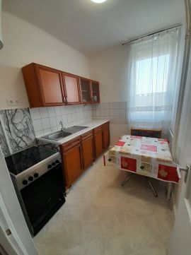 Eladó Lakás 3200 Gyöngyös 