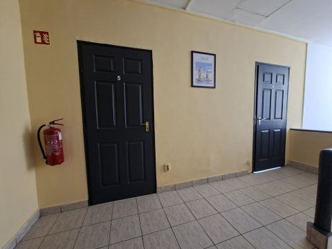 Kiadó Irodaépület 1097 Budapest 9. kerület , Dél-Pesti Üzlei Park Közelébe
