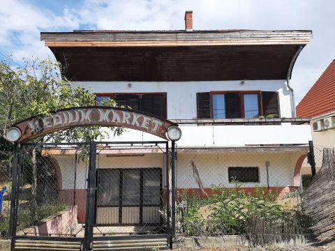 Eladó Ház 6044 Kecskemét , 6 SZOBA+NAPPALIS,TÖBBGENERÁCIÓS CSALÁDI HÁZ HETÉNYBEN 