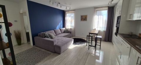 Kiadó Lakás 7621 Pécs 