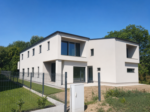 Eladó Parkoló 4032 Debrecen , Nyulas