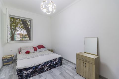 Eladó Lakás 8000 Székesfehérvár 