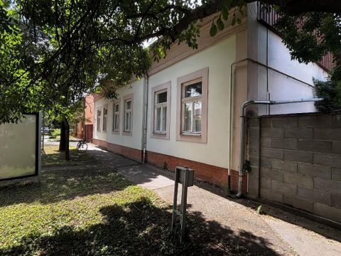Eladó Ház 5600 Békéscsaba 5600 Békéscsaba, belterület