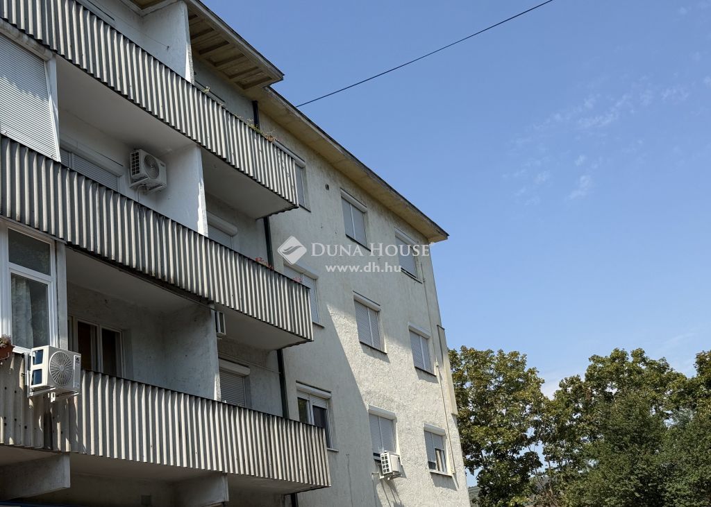 7630 Pécs — 1/17