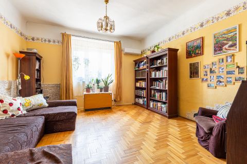 Eladó Lakás 1203 Budapest 20. kerület , Erzsébetfalván KIVÁLÓ KÖZLEKEDÉS mellett CSENDES lakás