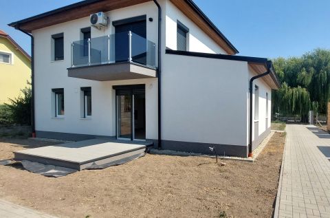 Kiadó Lakás 2800 Tatabánya 