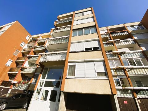 Eladó Lakás 9700 Szombathely 