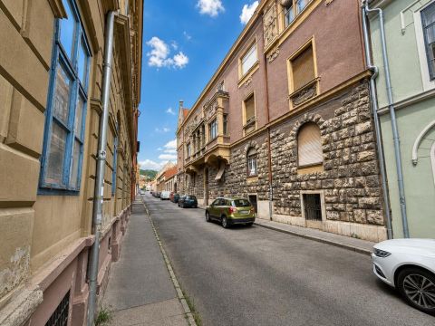 Eladó Lakás 7621 Pécs 