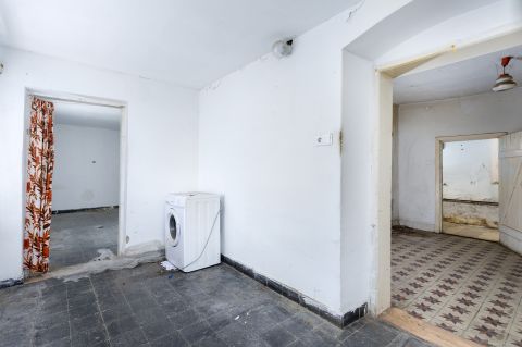 Eladó Ház 9161 Győrsövényház , Petőfi Sándor utca közelében