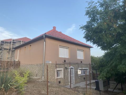 Eladó Ház 2053 Herceghalom 