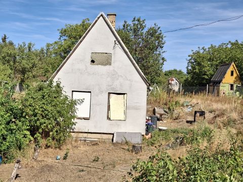 Eladó Ház 2458 Kulcs 