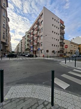 Eladó Lakás 1136 Budapest 13. kerület Újlipót szívében teljeskörűen felújított erkélyes lakás