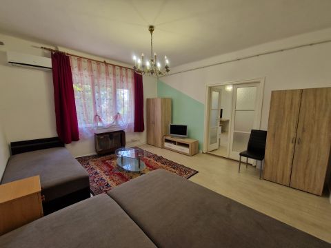 Eladó Lakás 6430 Bácsalmás , Penny szomszédságában