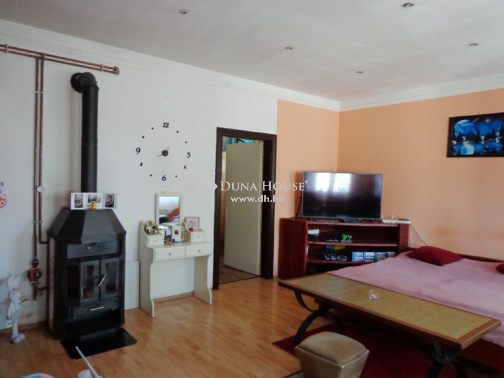 Eladó Ház 2600 Vác, 