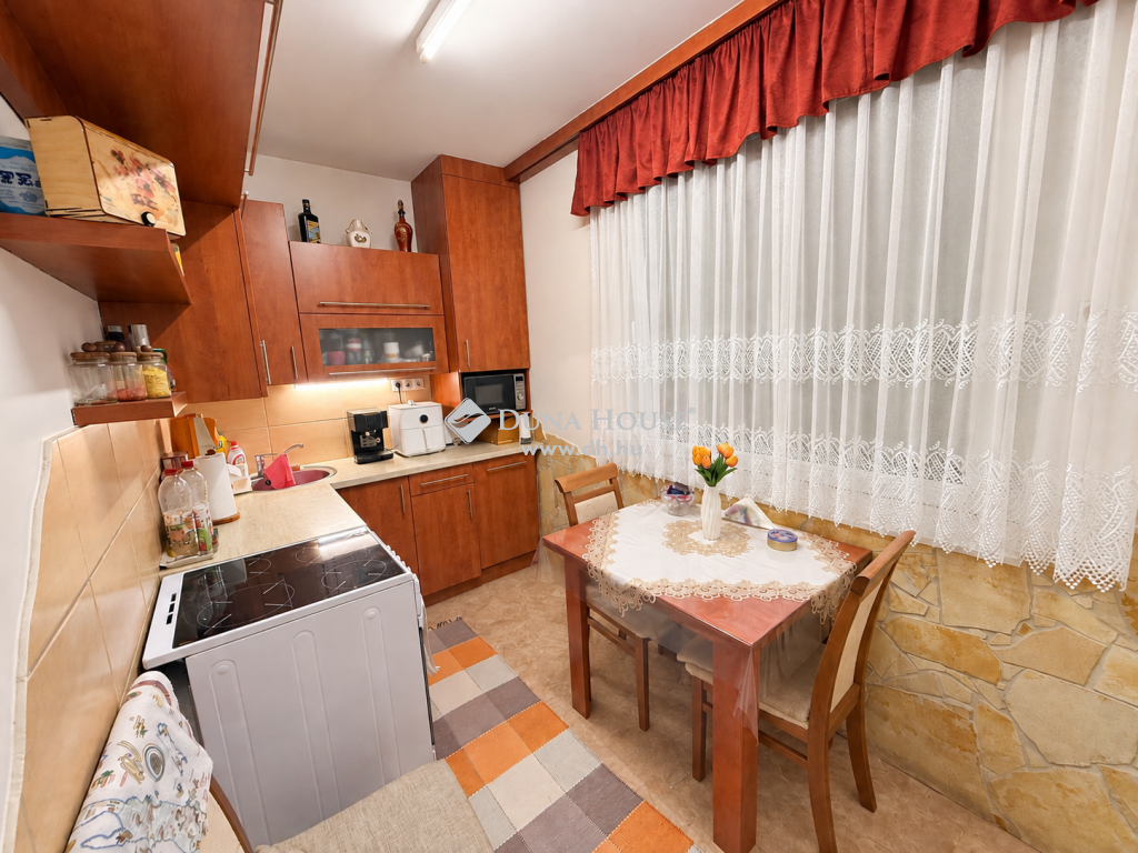 9200 Mosonmagyaróvár , Városközpont — 1/11