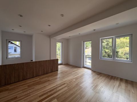 Eladó Lakás 1025 Budapest 2. kerület , Szépvölgyi úti új építésű lakás zöld környezetben!