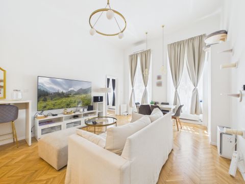 Eladó Lakás 1072 Budapest 7. kerület 
