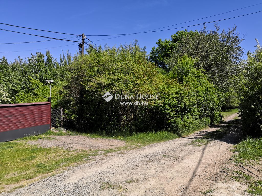 2621 Verőce , Aranyoskúton üdülőövezeti telek — 1/4
