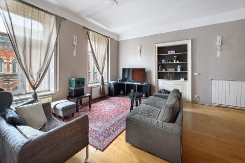 Eladó Lakás 1068 Budapest 6. kerület , Körút közeli Nappali+2 hálószobás, duplakomfortos lakás
