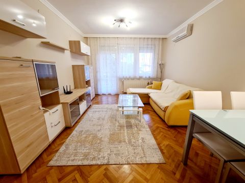 Kiadó Lakás 5600 Békéscsaba 