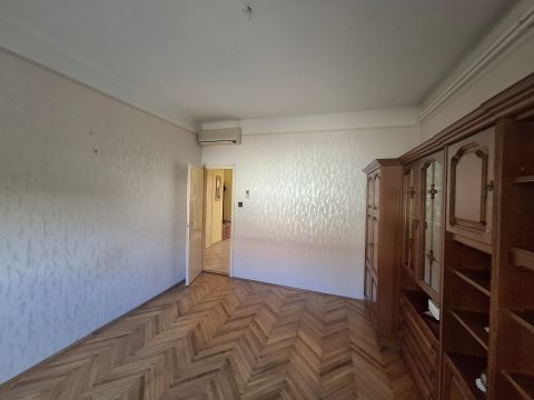 Eladó Ház 6726 Szeged Újszegeden: 1235 nm-esi telek, 91nm házzal