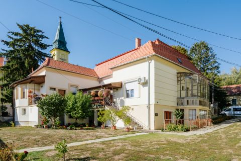 Eladó Lakás 7200 Dombóvár 