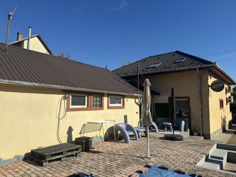 Eladó Ház 2030 Érd 