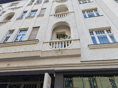Eladó Lakás 1052 Budapest 5. kerület , 1052 Budapest 5, Deák Ferenc tér