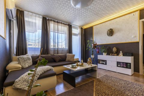 Eladó Lakás 1203 Budapest 20. kerület Stílusos, panorámás 3 szobás lakás központi elhelyezkedéssel