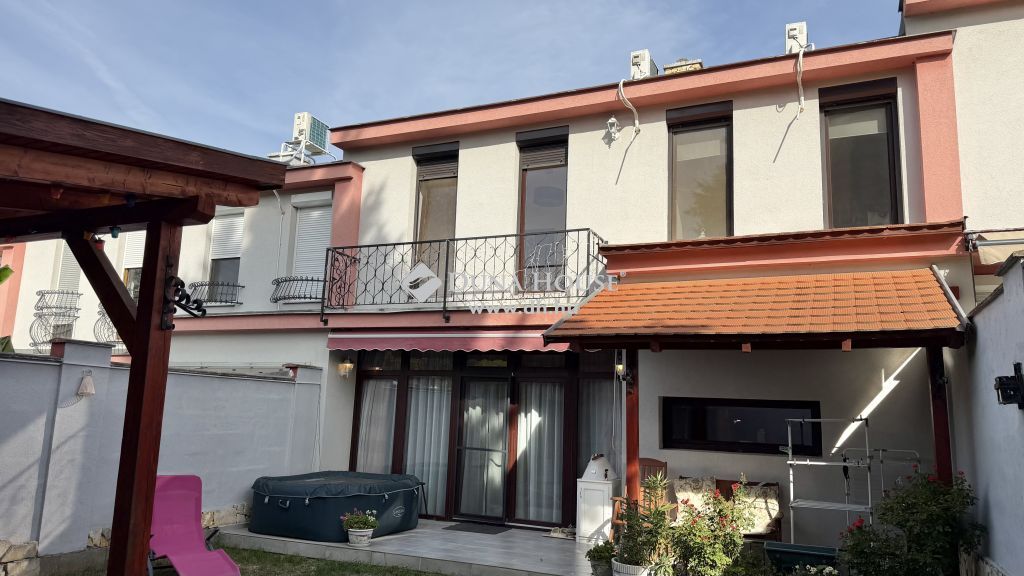 7636 Pécs — 1/22