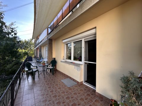 Eladó Lakás 8900 Zalaegerszeg Zalaegerszegen, családi házas övezetben