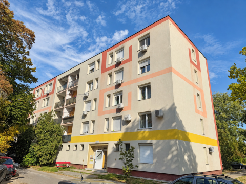 Eladó Lakás 1184 Budapest 18. kerület Szigetelt házban, 3. emeleti, 28 nm-es garzon