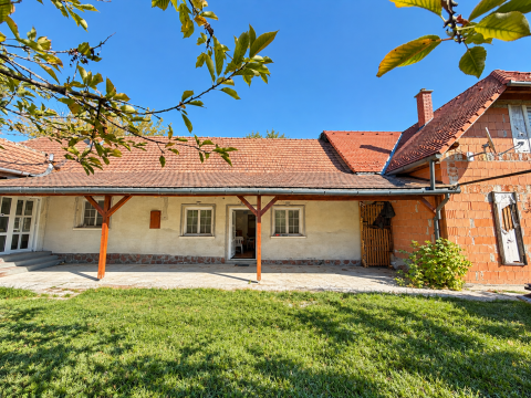 Eladó Ház 8646 Balatonfenyves , Balatonfenyves Kossuth Lajos utca