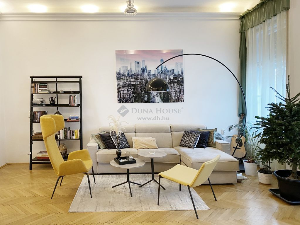 1052 Budapest 5. kerület — 1/7