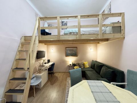 Eladó Lakás 1077 Budapest 7. kerület Bethlen-Garay sarok