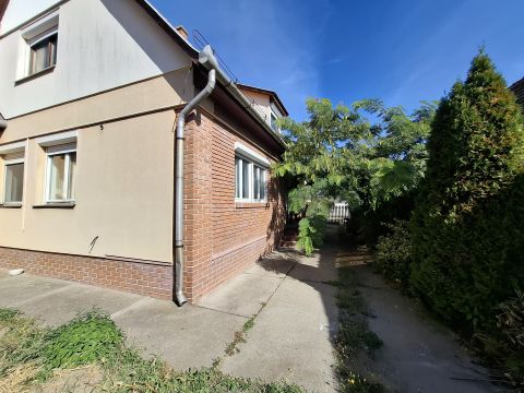 Eladó Ház 2760 Nagykáta 