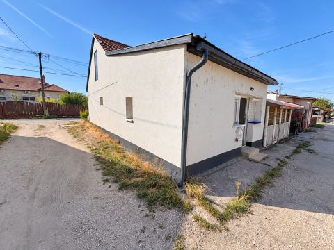Eladó Ház 2532 Tokodaltáró 