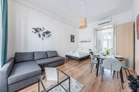 Eladó Lakás 1077 Budapest 7. kerület , 1077 Budapest 7, Belső-Erzsébetváros