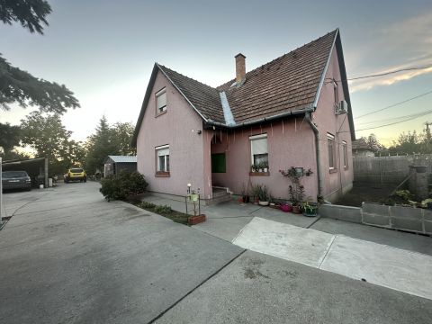 Eladó Ház 2225 Üllő Öregszőlő utca