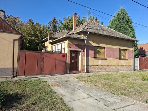 Eladó Ház 6600 Szentes , Központhoz közel