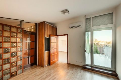 Eladó Lakás 1141 Budapest 14. kerület , 1141 Budapest 14, Alsórákos